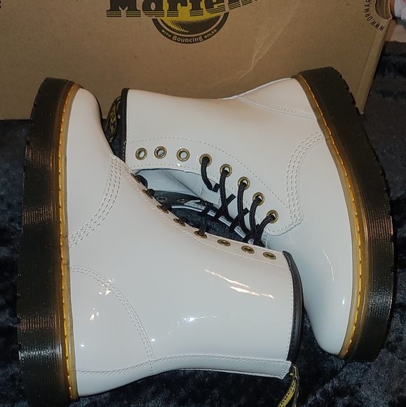 Dr. Martens - Picture 7 of 13